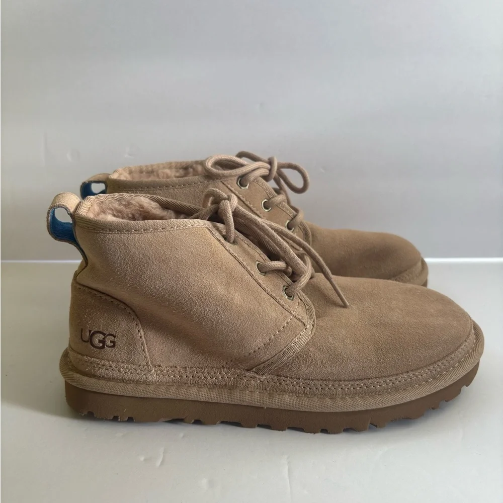 NWOT UGG Neumel Boot Size 5 Men’s/ 6.5 Women’s